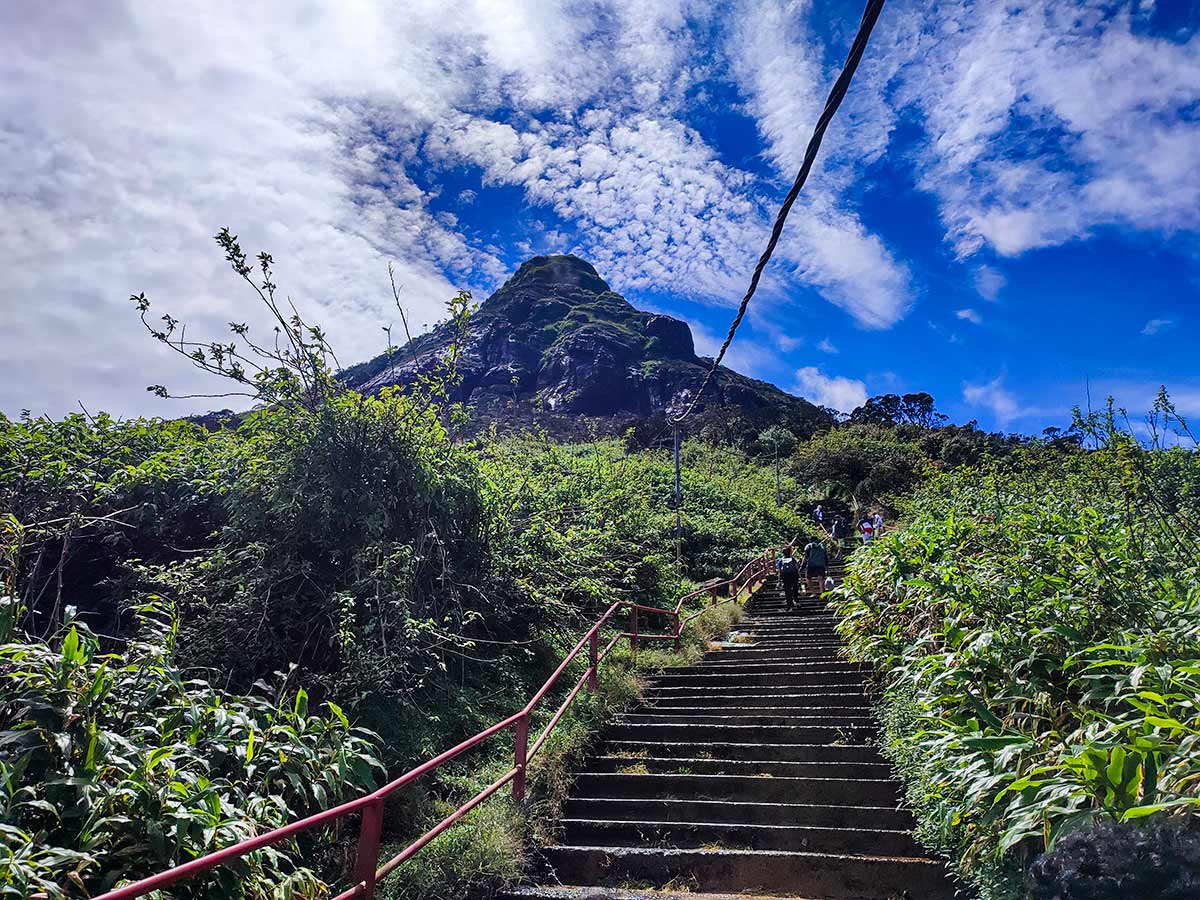 Adam's Peak summit structure